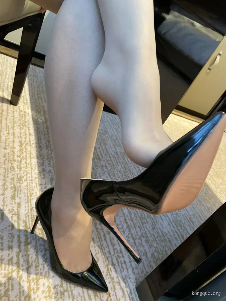 图片[7]-雅雅的气质 – 全套微博收费图片&视频-cos领域