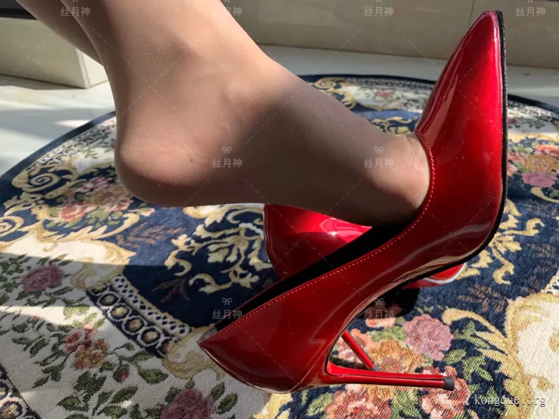 丝月神 – 朋友圈收费系列套图-cos领域