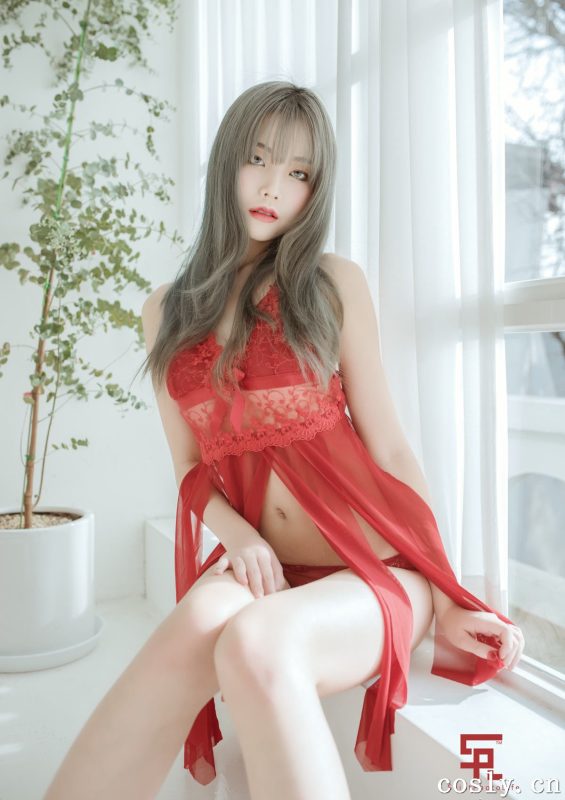 Yuna (윤아) – 全套69期[34.1G-2025.10]-cos领域